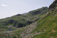 Le Pic de Cabanatous dominant l'Etang d'Alate