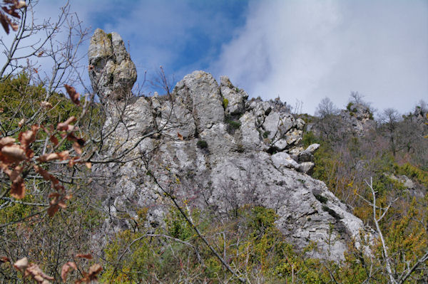 Aiguilles sous le Roc de Cos