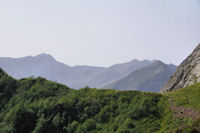 Les Puigs Peric et le Pic de l_Etang de Faury depuis le Col de l_Egue