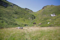 En montant vers le col d_accs au flanc Ouest du Pic de Girantes