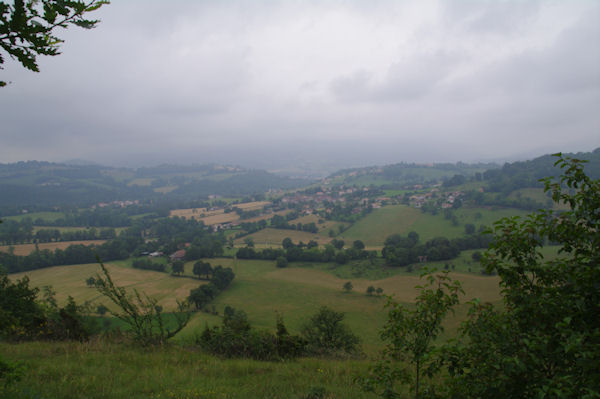 Au fond, Montjoie en Couseran