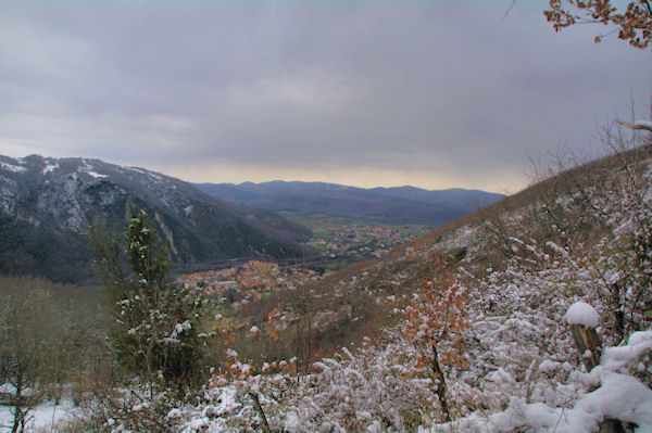 Les Bruillols et Vernajoul depuis la Fontaine de Labat