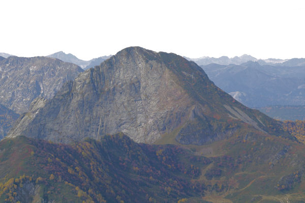 La face Est de la Dents d_Orlu depuis le Sarrat de Gabensa