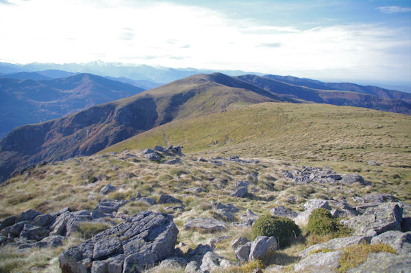 Toute la crte au dessus de la valle du Saurat