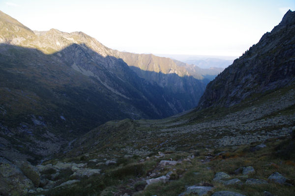 Le vallon du Ribrot en montant vers le Refuge des Estagnous