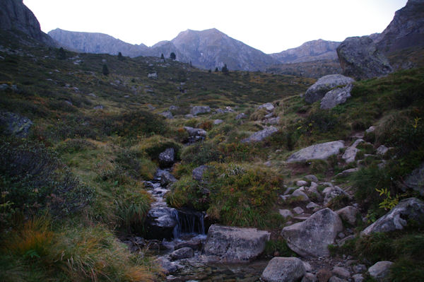 En montant vers le Refuge des Caussis