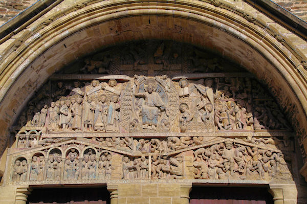 Le tympan de l_Abbaye Ste Foy de Conques