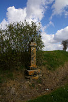 Une croix a Lartigue, ou ce qu'il en reste