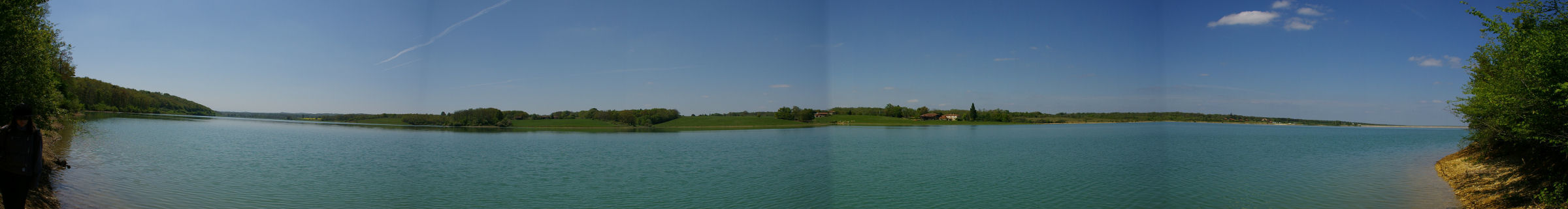 Panoramique sur le lac sous les Cotes de la Gimone