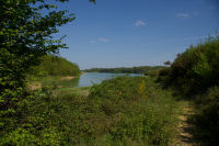 Vue depuis le fond de l'anse du ruisseau descendant de Senac