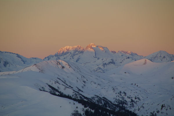 Le Turon de Nouvielle, le Pic des Trois Conseillers et le Pic de Nouvielle depuis le Cap de la Passade des Agnres