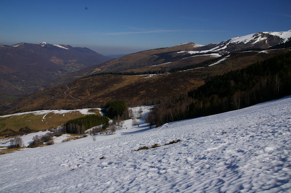 Au loin la valle de Luchon