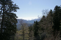 Au loin, le Mont Valier depuis le chemin menant au Refuge de Larreix