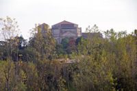 La basilique Ste Germaine de Pibrac depuis la D37