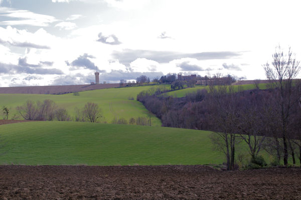 Le chteau Latomy depuis Vassal