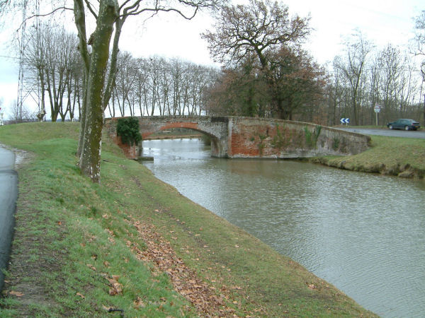 Le pont sur la D24 entre Montgiscard et Ayguevives