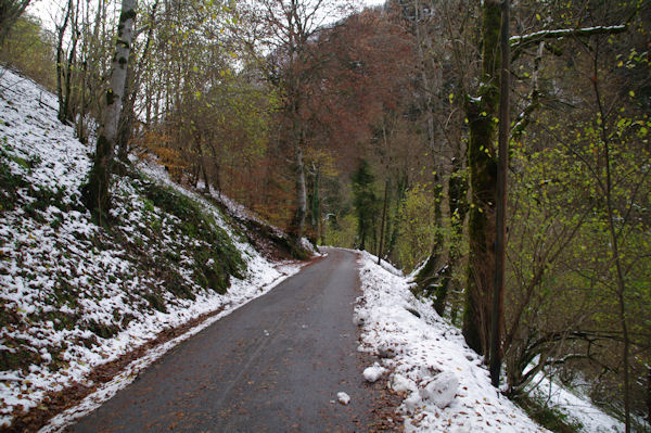 La D125 au dessus de Pont de Ravi