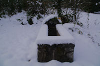 Une fontaine pres de la Maison Forestiere de St Jean de Joueou