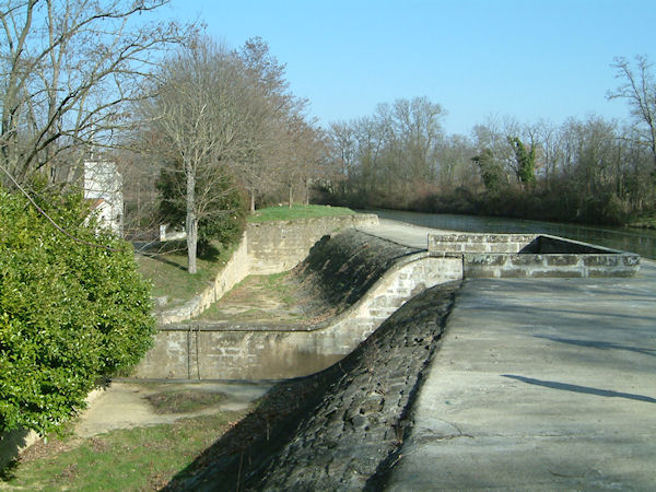 L'aqueduc des Votes