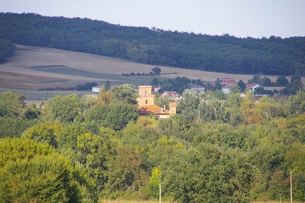 Le chteau de Bonrepos sur Aussonnelle