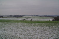 La plaine de la commune de Pouze depuis La Madelaine