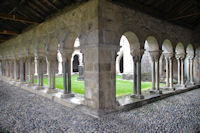 Le cloitre de la cathdrale St Bertrand de Comminges