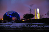 Ariane 5 et le Terradome a la Cite de l'Espace