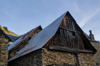 Granges a Bourg d'Oueil