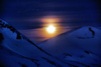 Coucher de lune entre le Sommet de Pouy Louby et le Pic du Lion