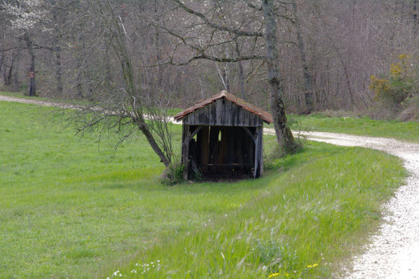 Une cabane au dessus de Courau