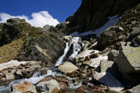 Cascades du torent provenant du lac des Isclots