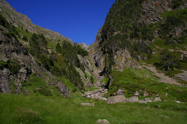 Les gorges du torent de Caillauas avant d'arriver au refuge de la Soula