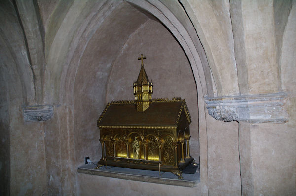 Dans la crypte de la Basilique Saint Sernin