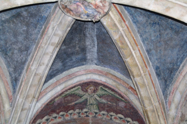 Dans la crypte de la Basilique Saint Sernin