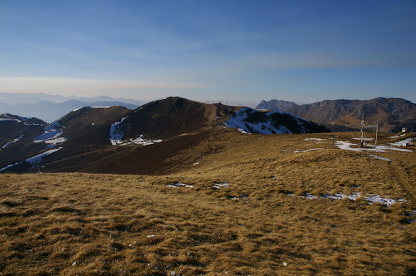 Vue du Tuc de l'Etang depuis les pentes du Pic d'Escales