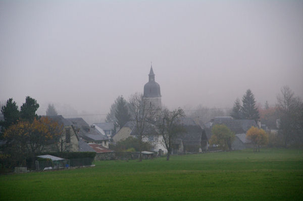 Arrens dans la brume