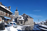 L_glise d_Aucun, ferme...