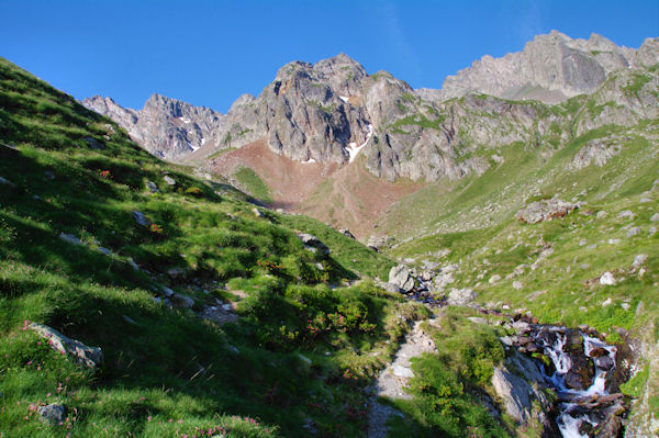 L_accs au vollon suprieur du Labas