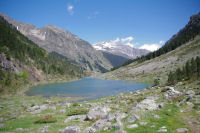 Le lac de Suyen, au fond, le Grand Gabizos