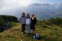 Camille, Marinou et Marie Franoise au pic de Berbeillet