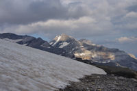 Le Mont Perdu dans le soleil