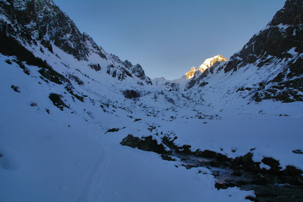 Pnes d_Arrucours et Gougue d_Arre au soleil