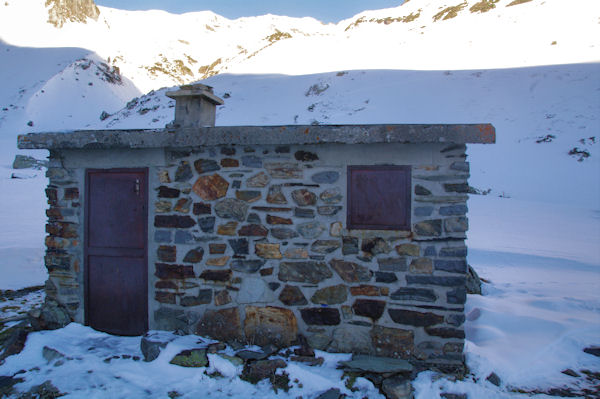 La Cabane de Bouleste, derrire le Pic de Louesque