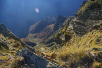 Les abruts du vallon d'Arrouyes depuis la crete menant au Pic du Cabaliros