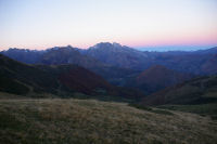 Les Gabizos au lev du soleil depuis les flancs du Pic Arraill