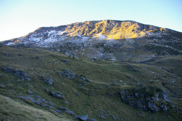 Le Pic du Cabaliros un peu enneig depuis le Clot de la Touette