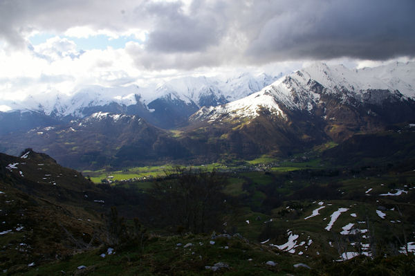 Arrens depuis la crte menant au Pic de Cantau