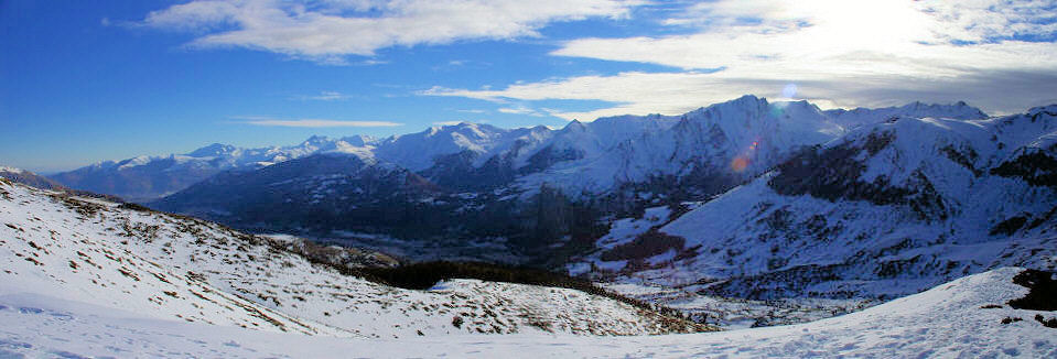 Vue vers le Val d'Azun et le Pic du Midi d'Arrens