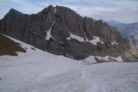 Le refuge des Sarradets sous le Pic des Sarradets