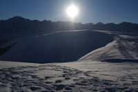 Le Haut de Courbes, derrieere, le Pic de Montaigu et le Pic du Midi de Bigorre